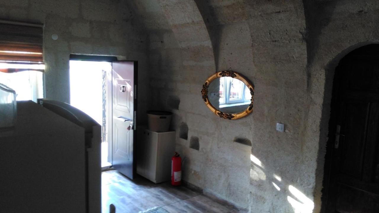 Emir Cave Apart Aparthotel อูร์กุบ ภายนอก รูปภาพ